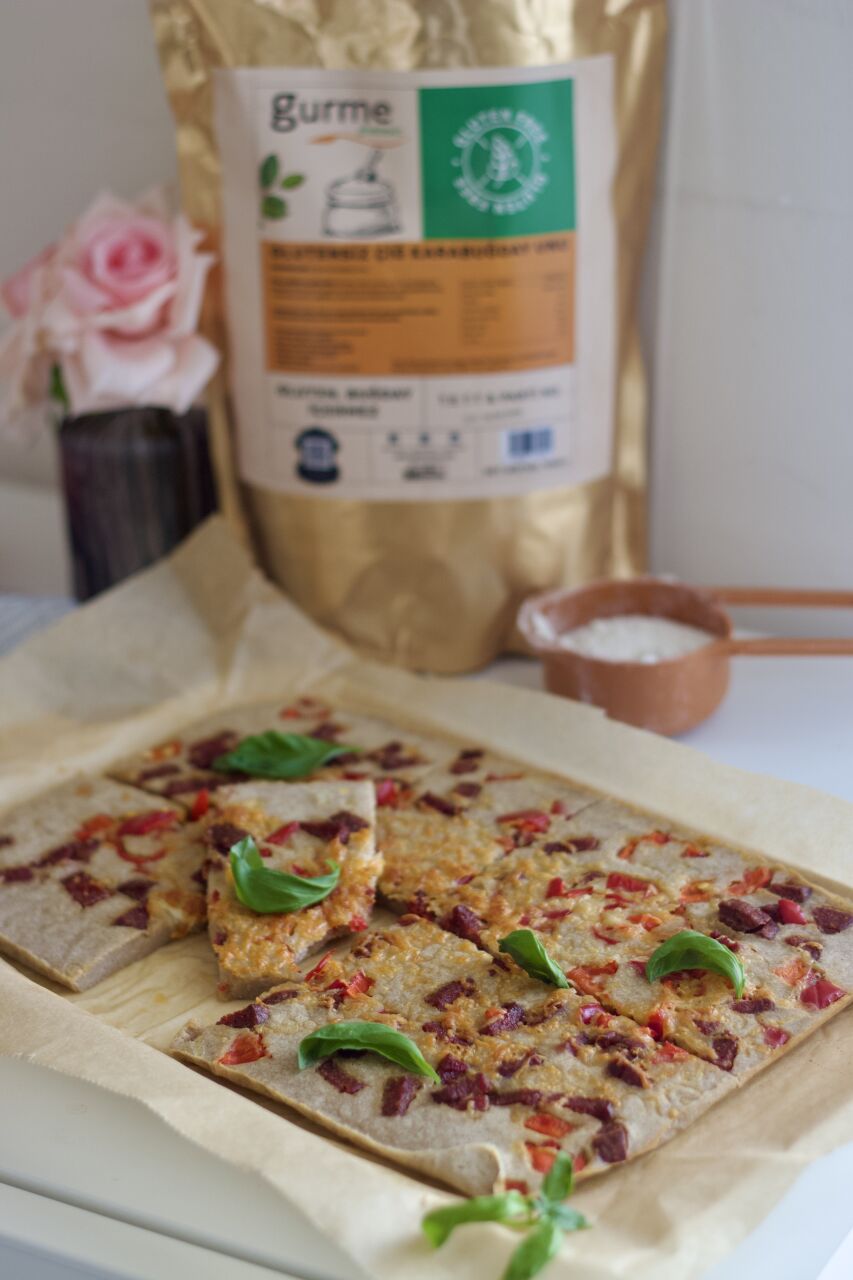 Fırında Glutensiz Krep Pizza Tarifi